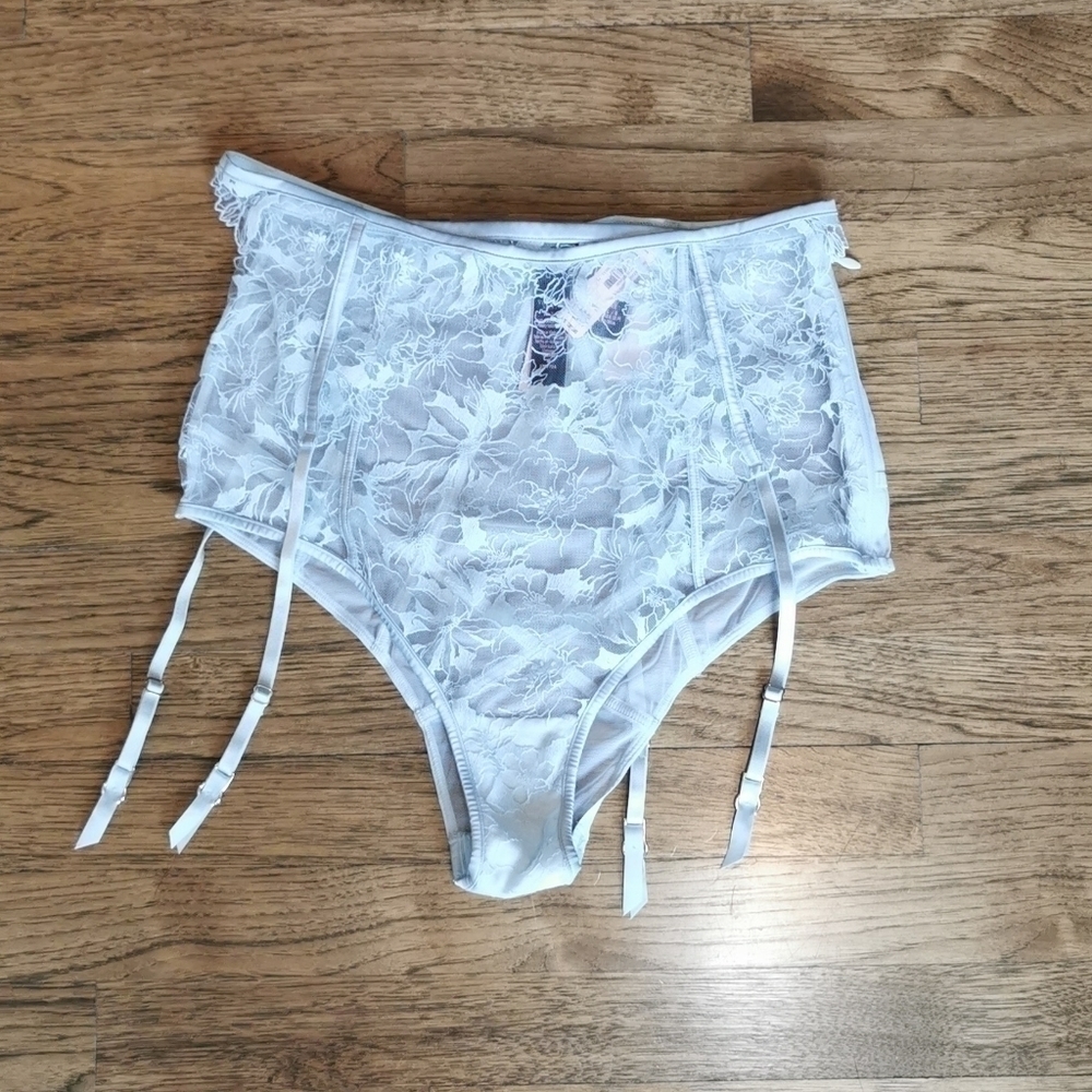 Victoria's Secret Panties & Garter Blue Set New Small